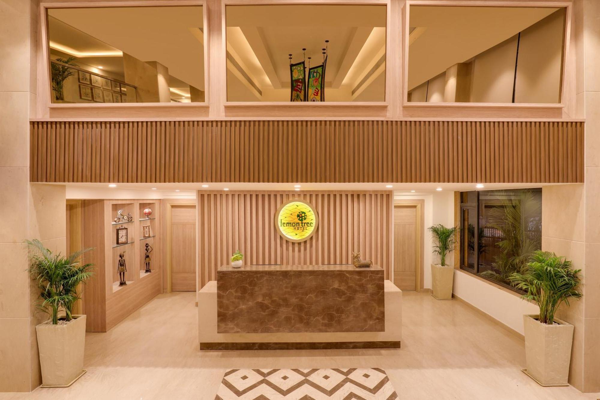 Lemon Tree Hotel, Rishikesh Bagian luar foto