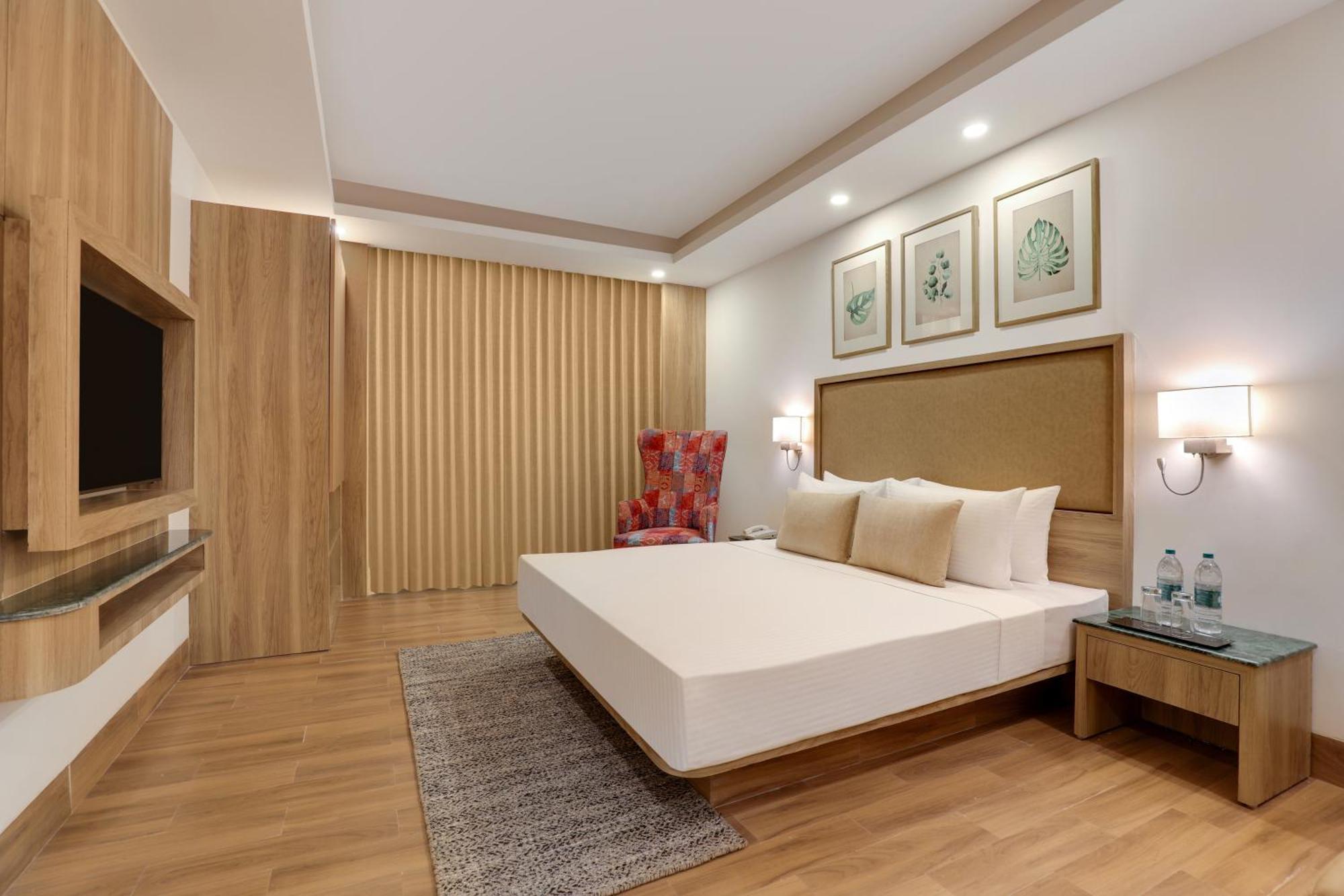 Lemon Tree Hotel, Rishikesh Bagian luar foto
