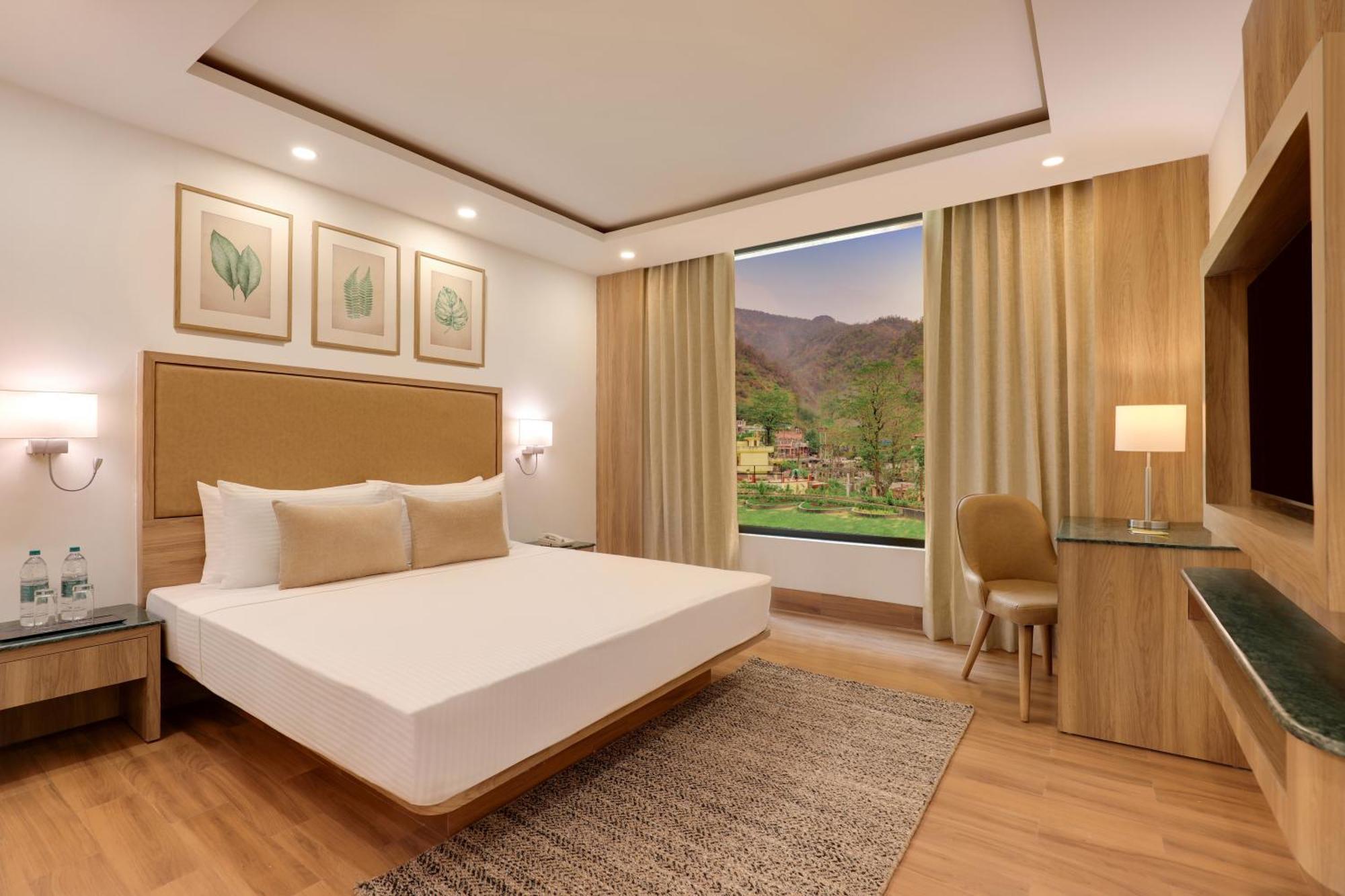 Lemon Tree Hotel, Rishikesh Bagian luar foto