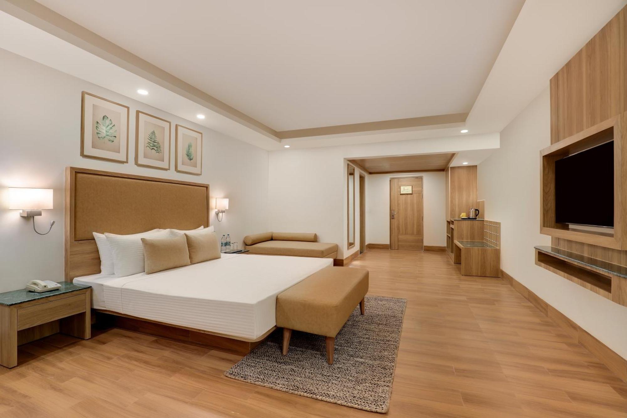 Lemon Tree Hotel, Rishikesh Bagian luar foto