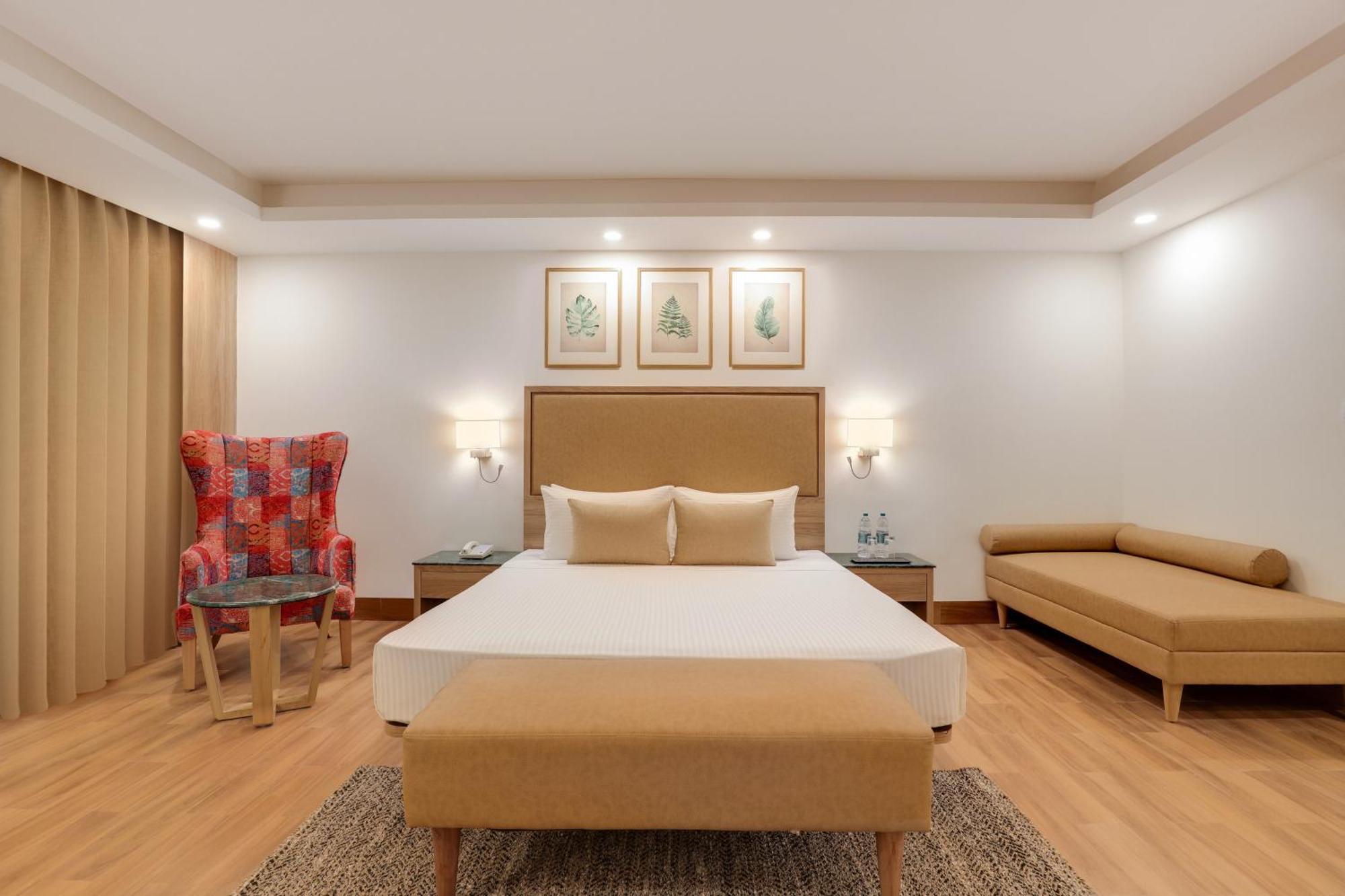 Lemon Tree Hotel, Rishikesh Bagian luar foto