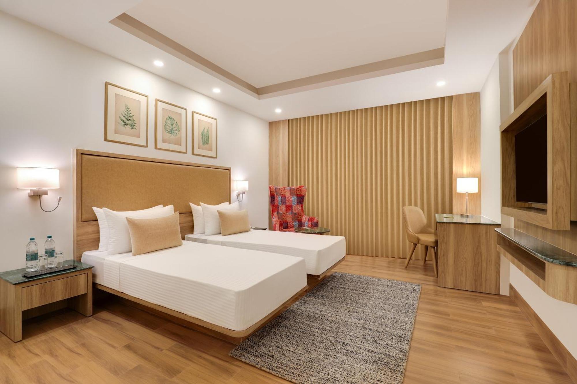 Lemon Tree Hotel, Rishikesh Bagian luar foto