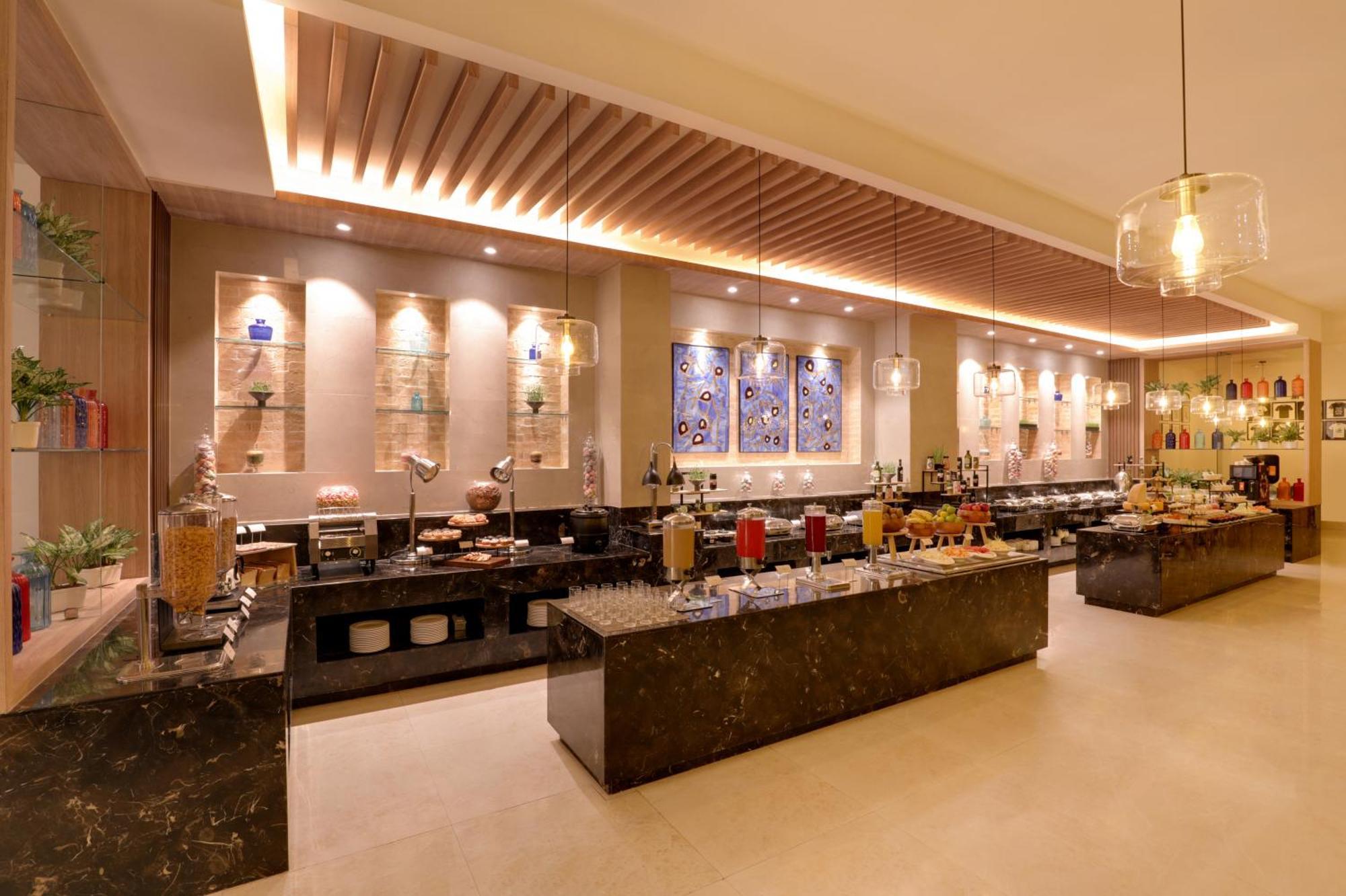 Lemon Tree Hotel, Rishikesh Bagian luar foto